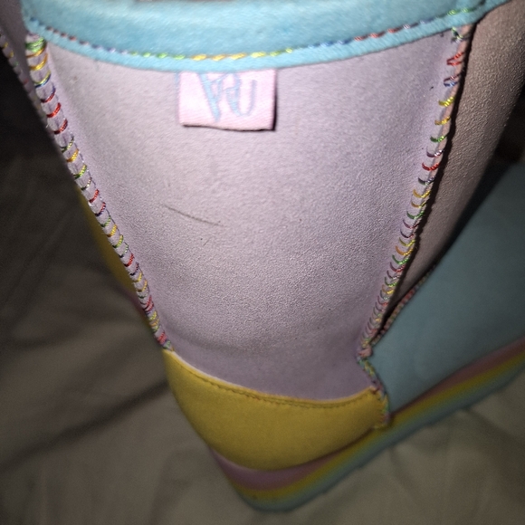 YRU platform rainbow boots. - Picture 5 of 8